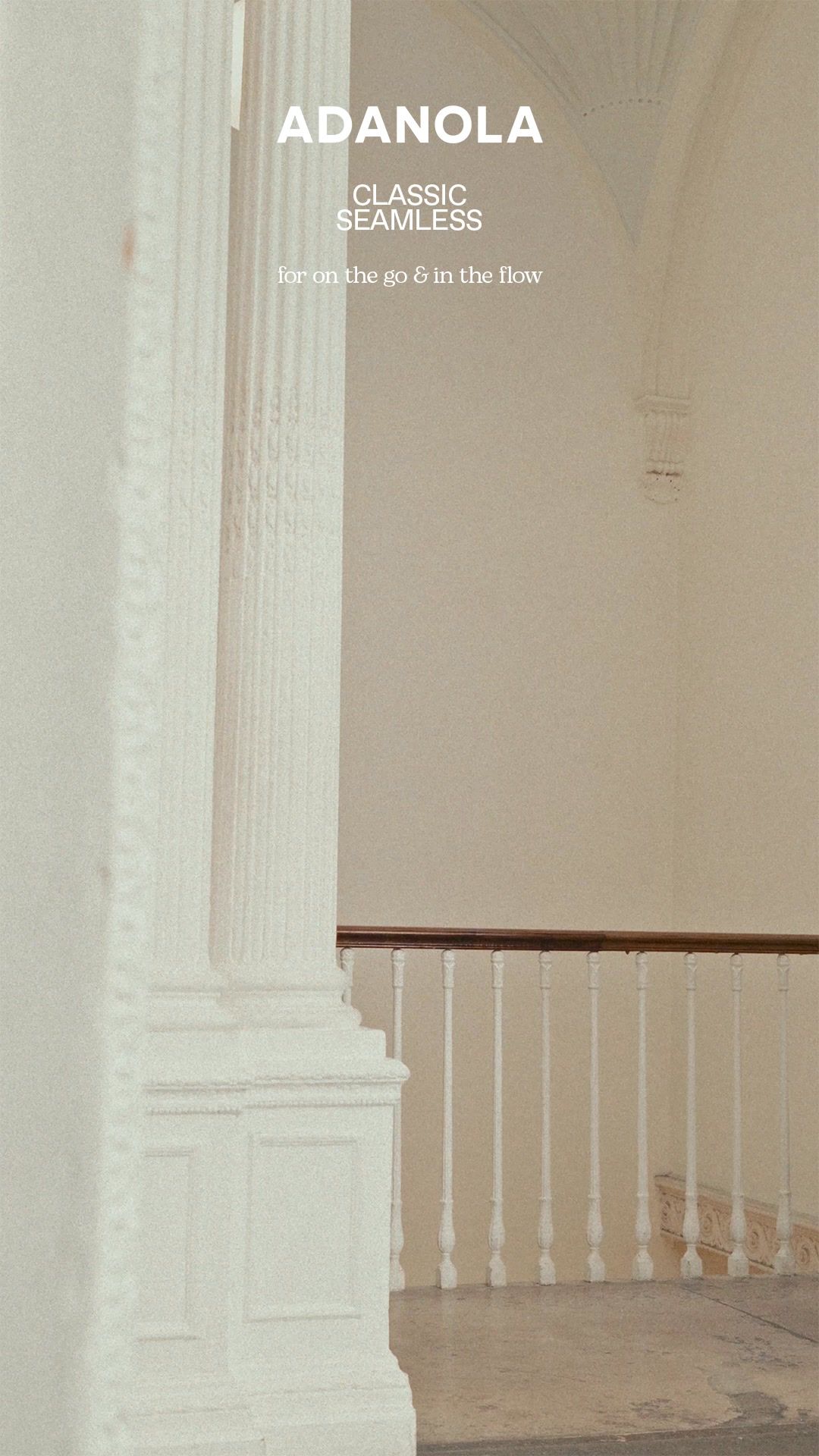 NEW IN: CLASSIC SEAMLESS