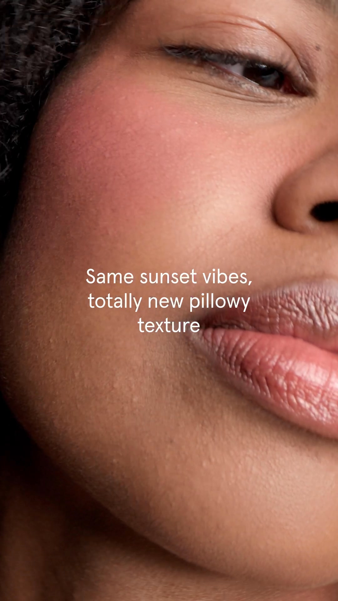 New Cloud Paint Plush Blush