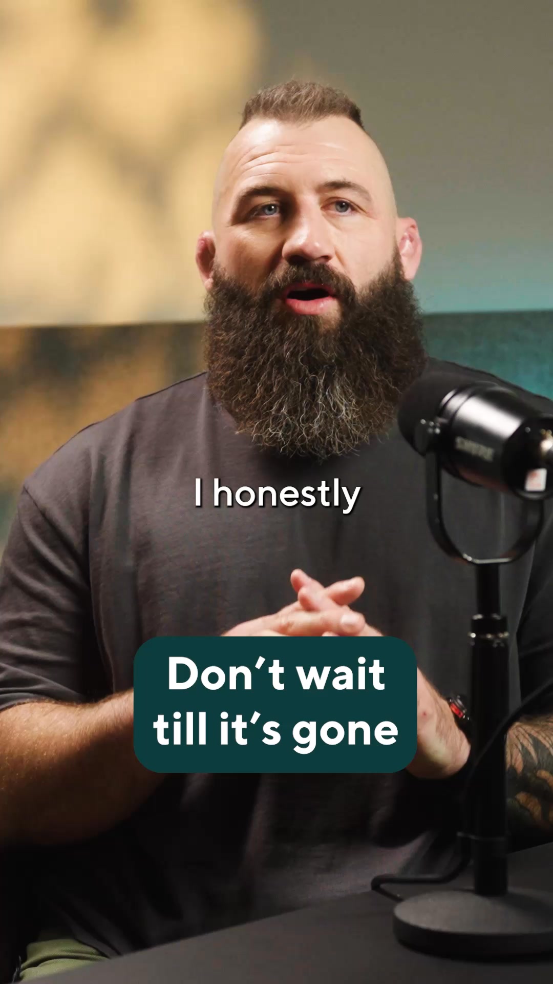 Joe’s way to look after his mohawk